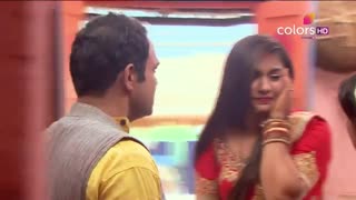 سریال پرواز ( قسمتی که کستوری به چکوری سیلی می زنه )