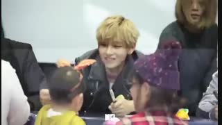 آرمی ها و بخصوص وی لاورا بشتابید!