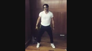 بچه ها با اجازه من برم تو افق محو شم اگه کسی همراهم میاد اعلام حضور کنه با تجکر^_^