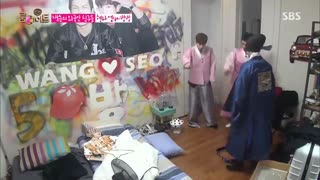 برنامه roommate از جکسون با حضور هنری و امبر و بم بم