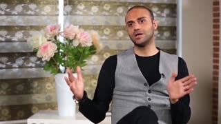 برنامه خارج از کادر-قسمت اول - حمید حامی