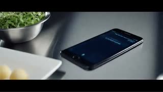 دواین جانسون در تیز تبلیغاتی شرکت اپل