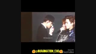 Exoنبینیم گریه هاتو.." چنبار بت بگم که حتى وقتى گریه میکنى بازم خوشگلى اکسو اکسو ال ها بیاید توضیحات واقعا مهمه در باره دی او