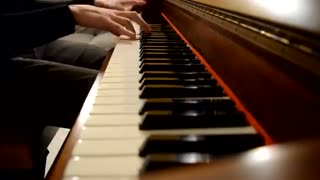 اجرا پیانو آهنگ Castle On The Hill