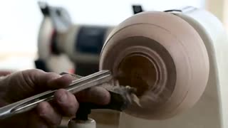 هنر دستان یک نجار را ببینید