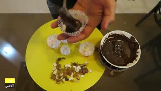 طرز تهیه شکلات تلخ و شیری با انواع مغز . شکلات مورد علاقه ایمان در برنامه فودآکادمی