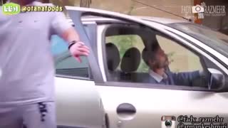 یه جوری رفت و درم بست که صدای در هنوز تو سرم هست