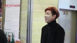 GOT7 Funny moment kiiisssin.g game ویدیویی از کی‌س گیم های گات سون فوق سک.شی ۸__۷