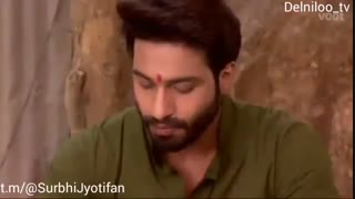 وقتی چکور سوراج باد میزنه وبهش غذا میده خخخ