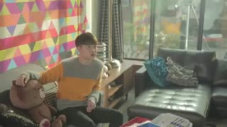 پشـت صحنه همسایه بغلـی اکســــو