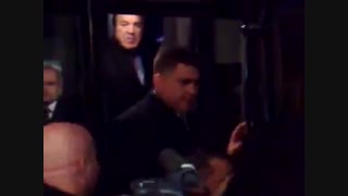 مایکل جکسون پس از سخنرانی‌اش در تالار O2 Arena  لندن به هتل لنسبرو بازگشت و چندروزی دیگر در لندن اقامت کرد | 5 مارس 2009 |