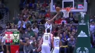 برتر حرکت یانیس آنته تکومپو در هر کدام از ٨٠ بازی او در فصل گذشته