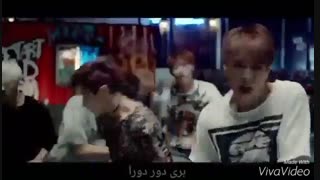 بچه ها اگه من مردم بدونید تقصیر جکسون و بم بم و بچه ها بوده دیگه