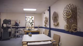 این کلیپ بسیار زیباست حتما توصیه می کنم ببینید