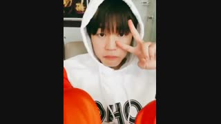 جیمین کیوت ^_________^ چند تا فن فیکیشن قشنگ از اکسو ، بی تی اس یا گات سون پیشنهاد بدید بخونم •_^