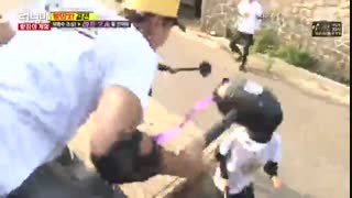 برنامه running man  با حضور بازیگران سریال عاشقان ماه با زیرنویس فارسی