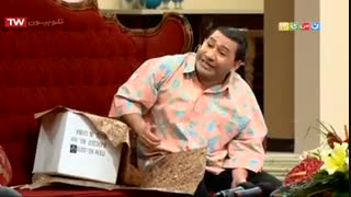 سروش جمشیدی در نقش مادر سیامک انصاری