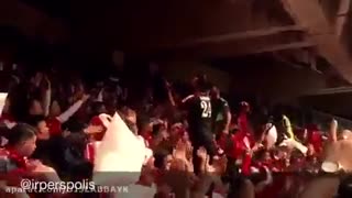 این قرمز منه دوسش دارم خیلی زیاد قهرمانی بهش میاد 000 پرسپولیس ولوله