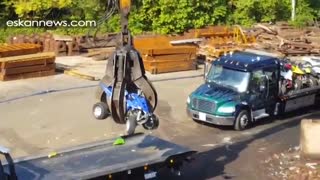 معدوم کردن وسایل نقلیه متخلف در متروپولیتن