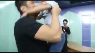 سورپرایز رضا گلزار در کنسرتش