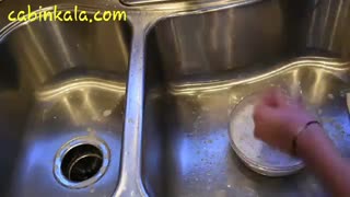 چگونه سینک ظرفشویی را مانند روز اول تمیز و براق کنیم