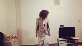 فرق رقص ایرانی ها و خارجی ها :/