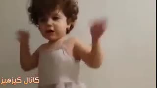 این بچه بزرگ بشه چی میشه.چاخان