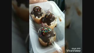 من و نفسم یه ماه پیش در حال خوردن بستنی!