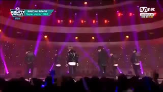 انرژی بعد از ظهرتونو با این تکمیل کنید.D&E -sweater & jeans*breaking up❤️