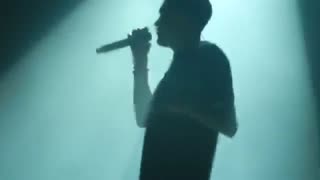 اجرای اهنگ everything will be OK از G eazy