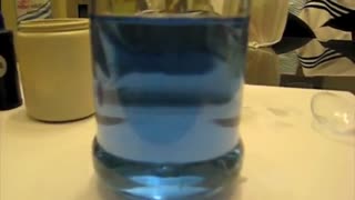 آبی شدن وبی رنگ شدن مخلوط واکنش متیلن بلو و گلوکز