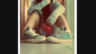 بچه ها من چه طوری زیرنویس چسبیده بزارم؟؟