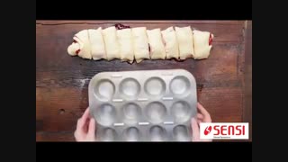 فیلم آموزشی تهیه دو نوع نان شیرین برای صبحانه