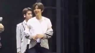 بابا یکی بیاد این بکهیون و جمع کنه تورو قرآن