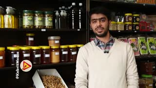 تن آدمی شریف است به...