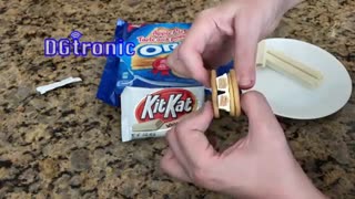 FOOD MASH UP : APPLE PIE OREO with HERSHEY WHITE KIT KAT