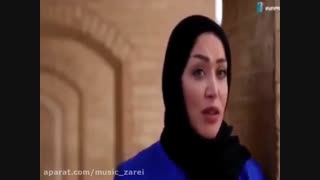اجرای زنده آهنگ"همنفس"خواننده:علی زارعی/فیلم پاشنه بلند