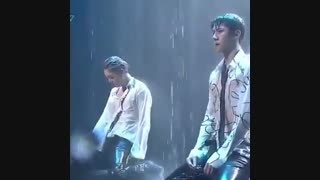 رقص خیلی قشنگ کایهون در آب(کای و سهون)