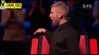 اجرای این زن زیبا بنام Anastasia Groshko با آهنگ He که اینقد زیباست این زن همه بهش خیره میشن